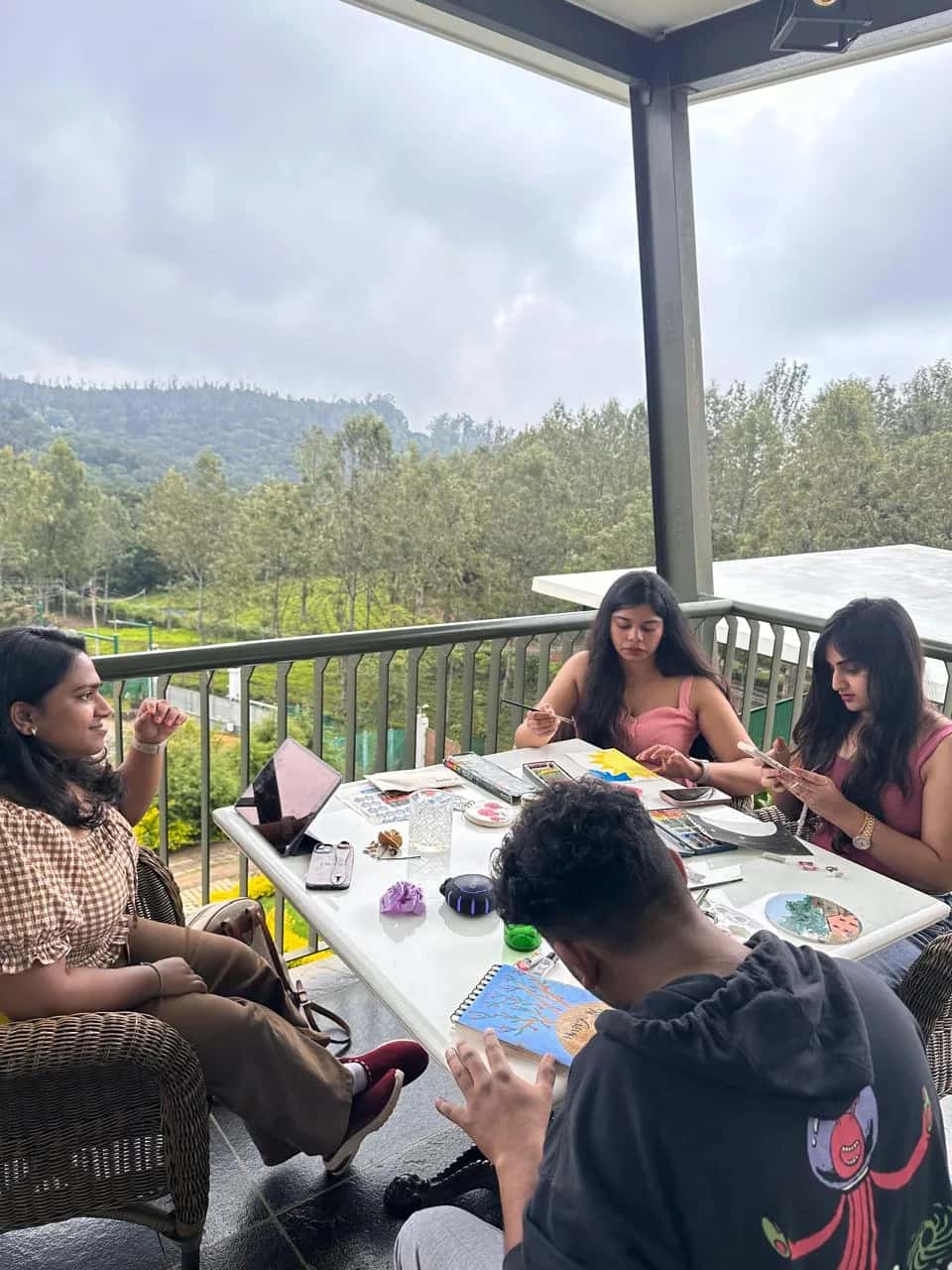 Mountain-view art therapy session in Rishikesh