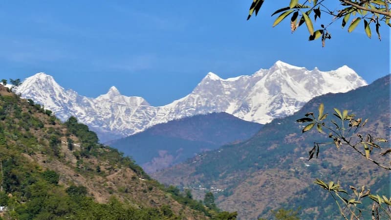 Best snow treks in Garhwal Himalaya