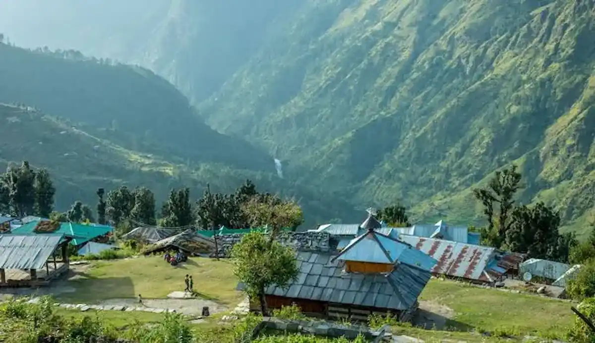 Sankri — yoga retreat location